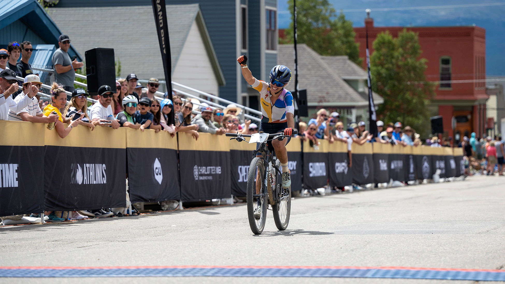 84-_2022 Leadville Trail 100 MTB Finish Line3624